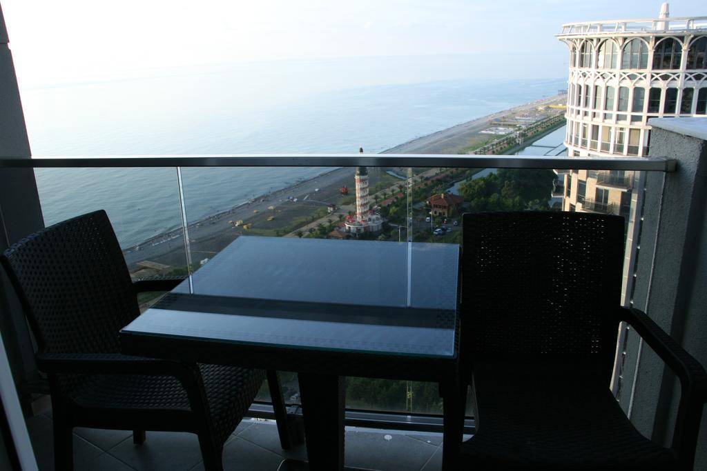 Apart Hotel Orbi Sea Towers Batumi Exterior foto